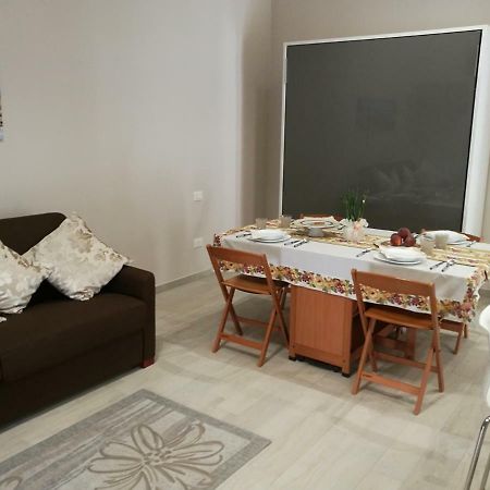 La Maison Margherita Di Savoia Bagian luar foto